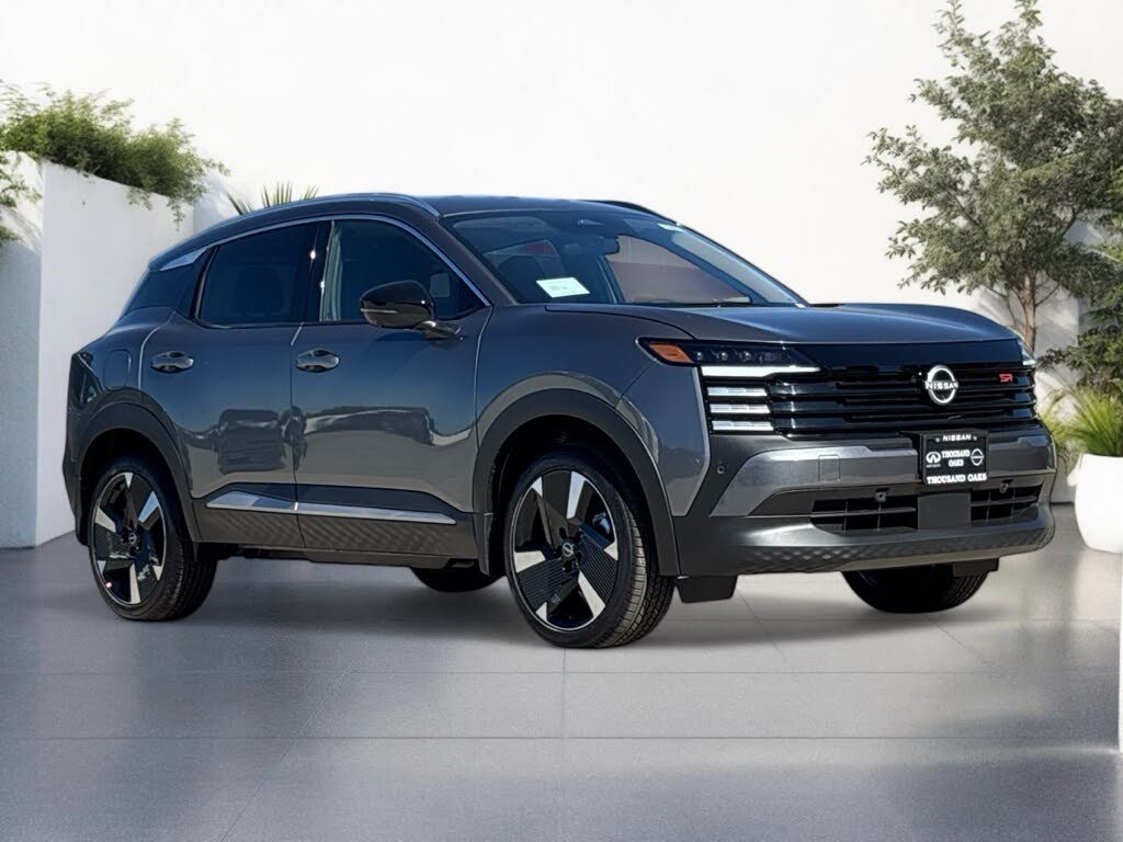 2026 Nissan Kicks SR FWD