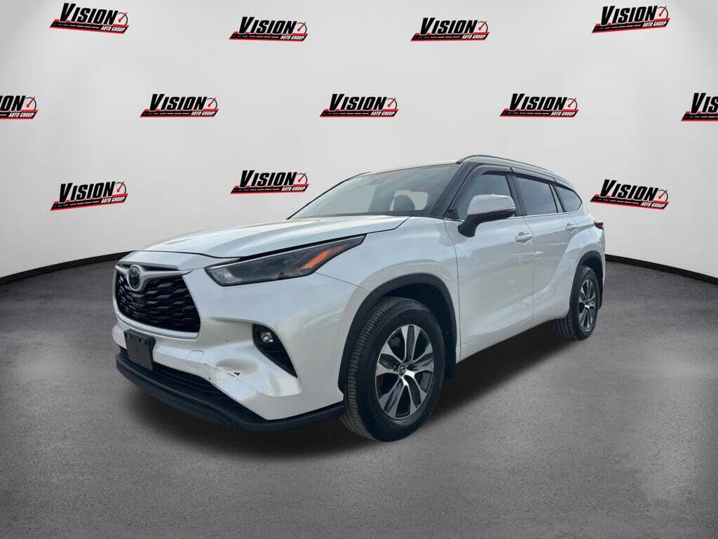 2023 Toyota Highlander XLE AWD