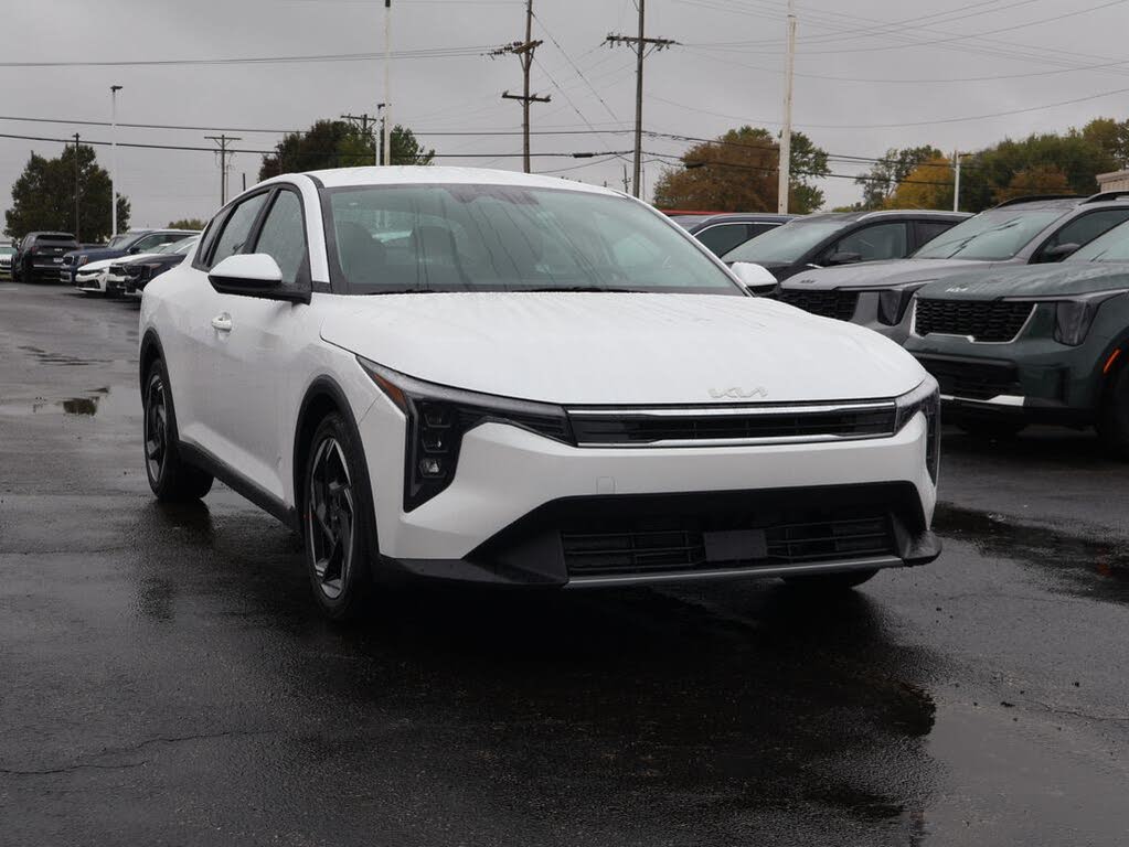 2025 Kia K4 EX FWD