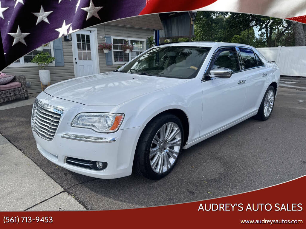 2013 Chrysler 300 C RWD