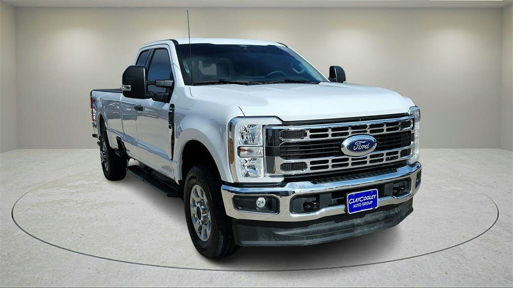 2025 Ford F-350 Super Duty XLT SuperCab LB 4WD