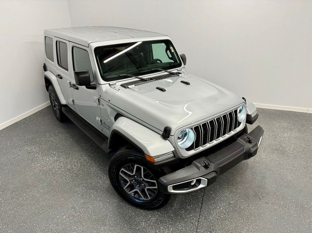 2024 Jeep Wrangler Sahara 4-Door 4WD