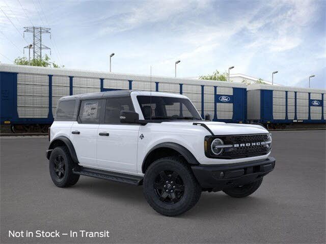 2025 Ford Bronco Outer Banks 4-Door 4WD