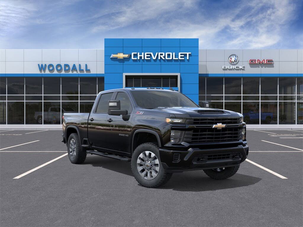 2026 Chevrolet Silverado 2500HD Custom Crew Cab 4WD