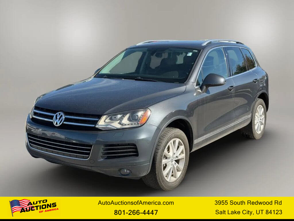 2014 Volkswagen Touareg TDI Sport with Nav