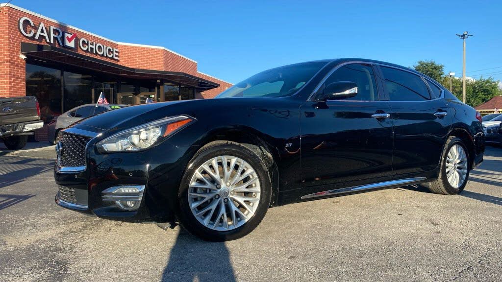 2015 INFINITI Q70L 3.7 RWD