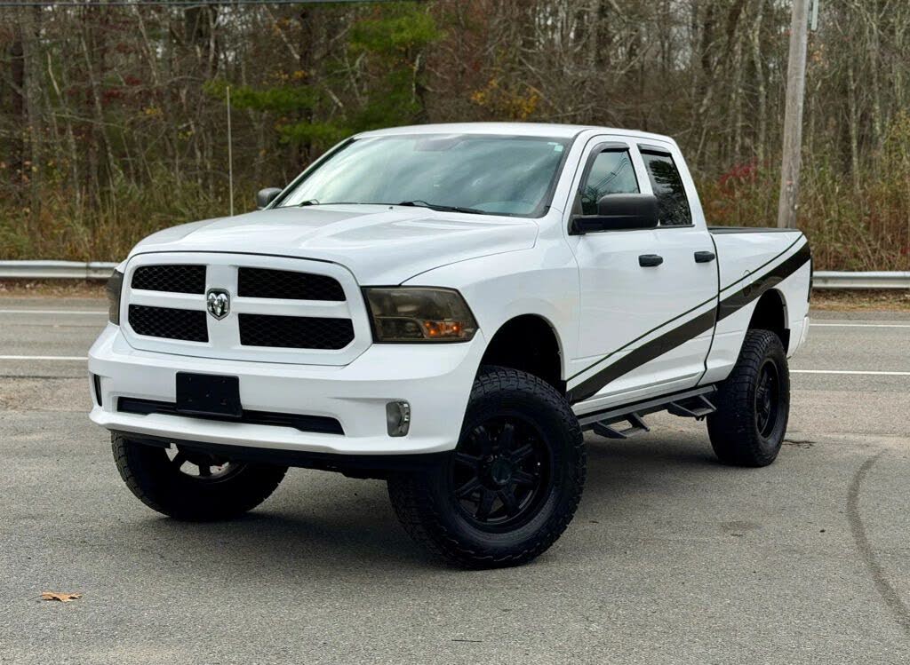 2015 RAM 1500 Express Quad Cab 4WD