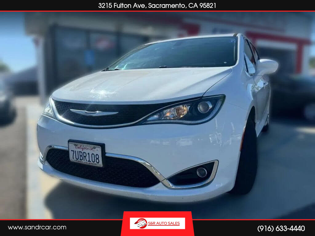 2017 Chrysler Pacifica Touring L FWD