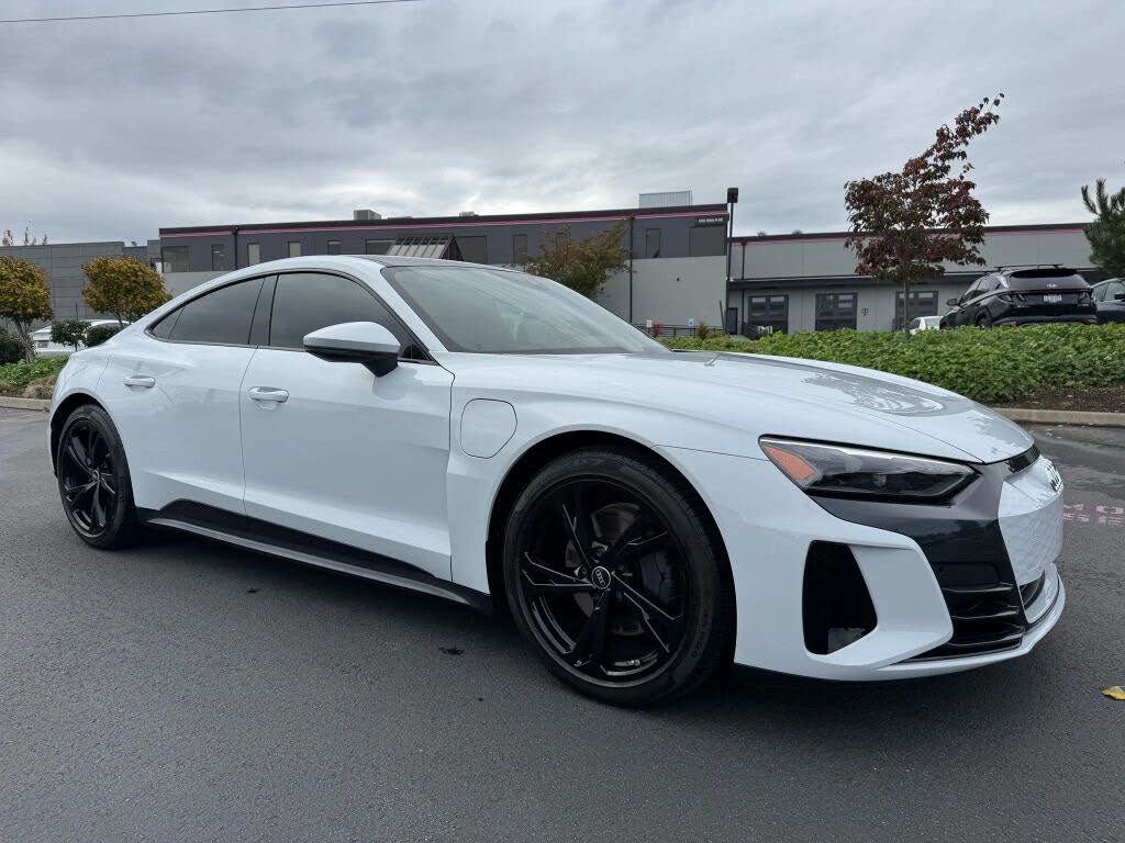 2023 Audi e-tron GT quattro Premium Plus AWD