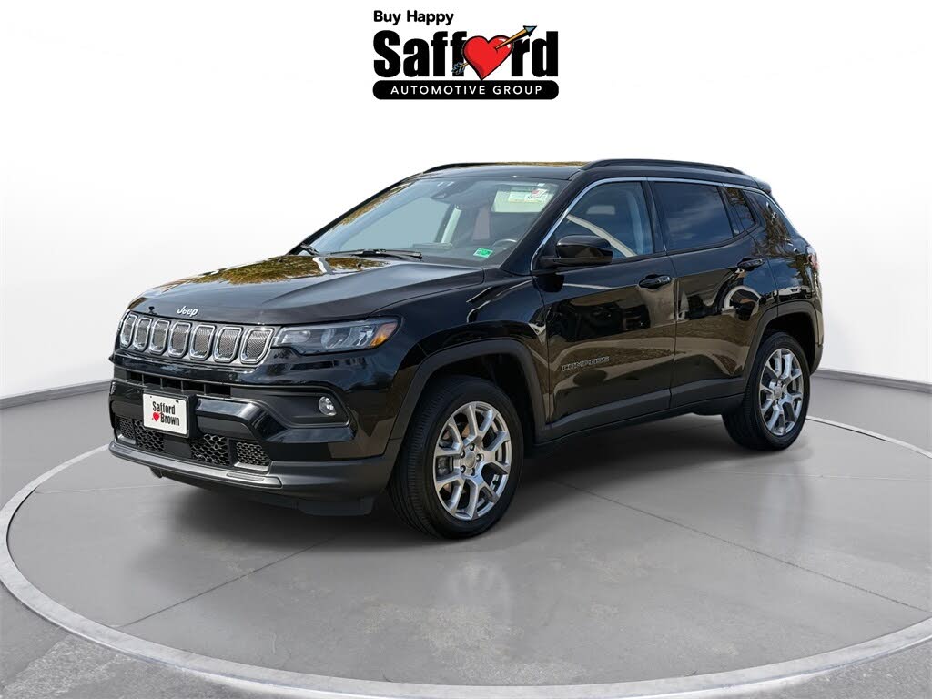 2022 Jeep Compass Latitude Lux 4WD