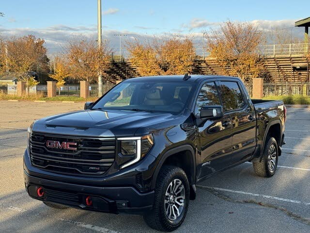 2023 GMC Sierra 1500 AT4 Crew Cab 4WD