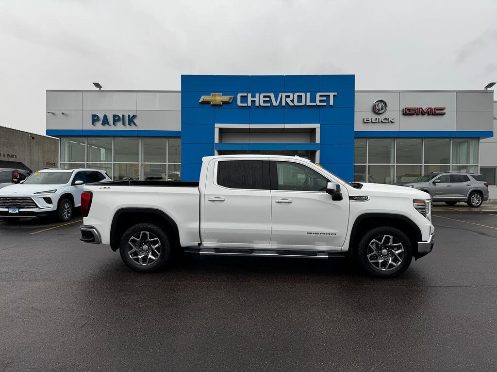 2026 GMC Sierra 1500 SLT Crew Cab 4WD