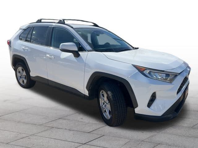 2020 Toyota RAV4 XLE FWD