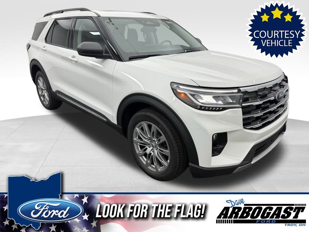 2025 Ford Explorer Active AWD