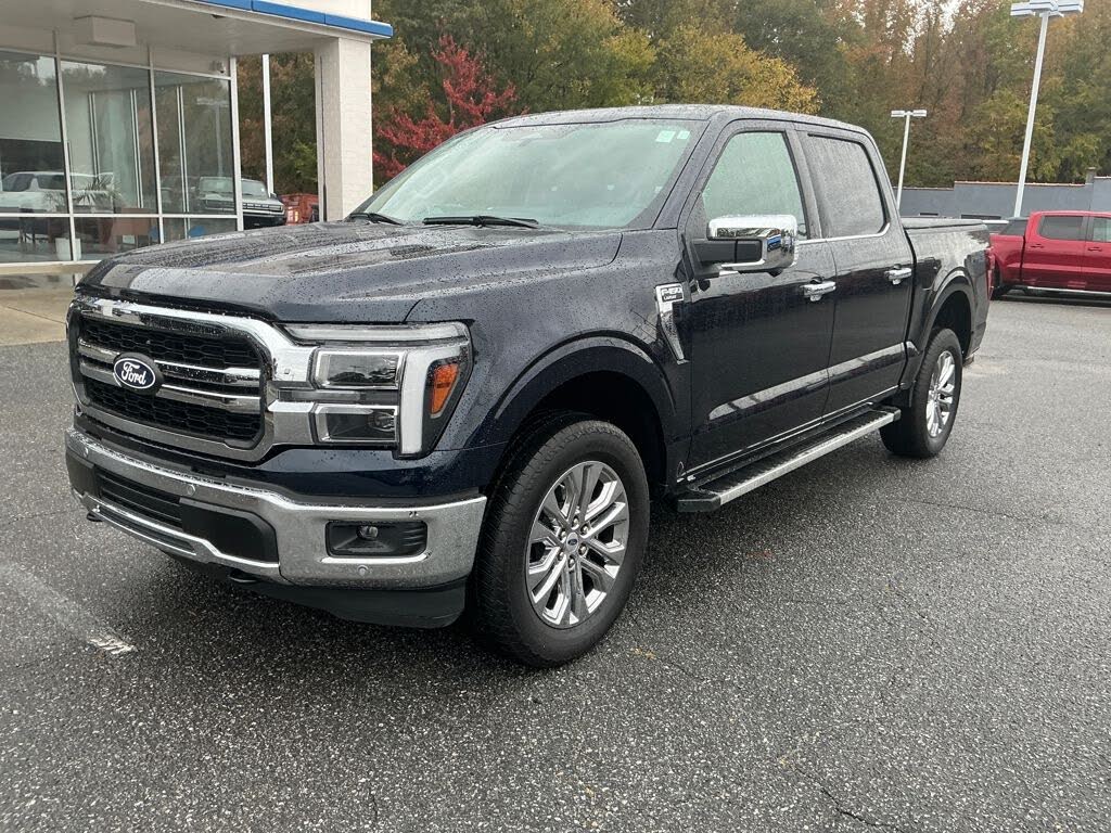 2025 Ford F-150 Lariat SuperCrew 4WD