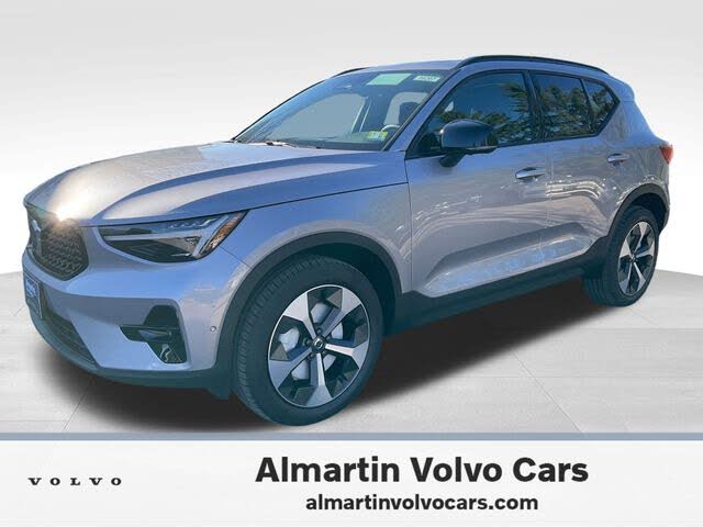 2026 Volvo XC40 B5 Plus AWD