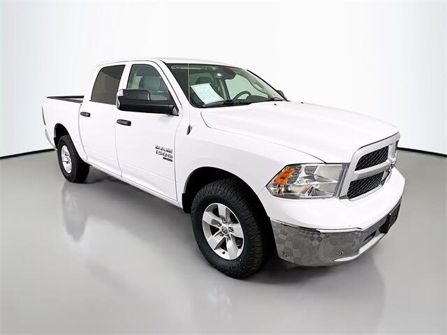 2023 RAM 1500 Classic SLT Crew Cab 4WD