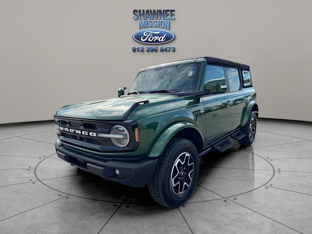 2024 Ford Bronco Outer Banks 4-Door 4WD