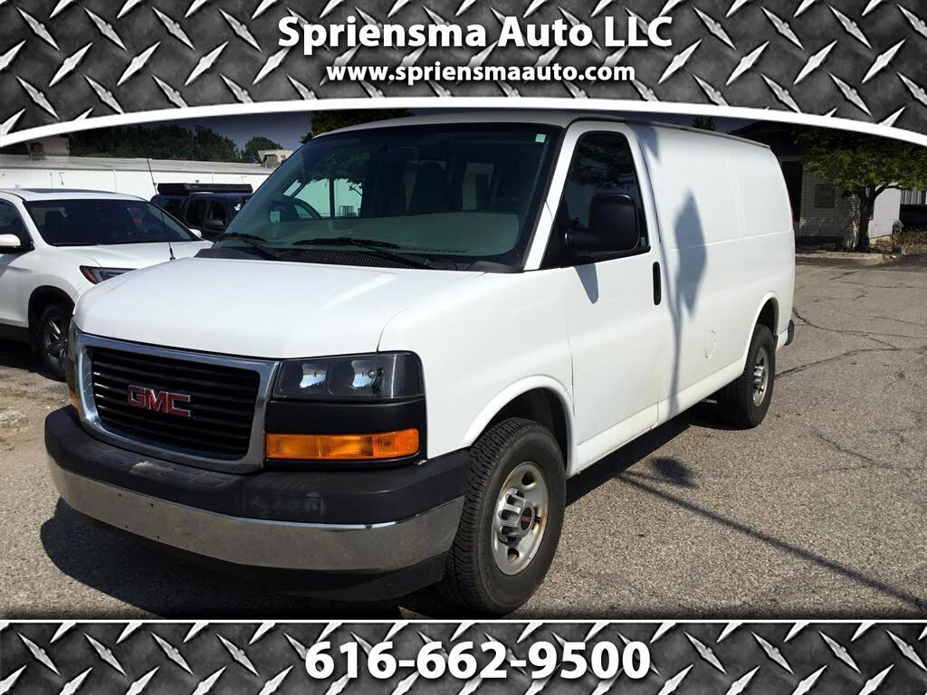 2017 GMC Savana Cargo 2500 RWD