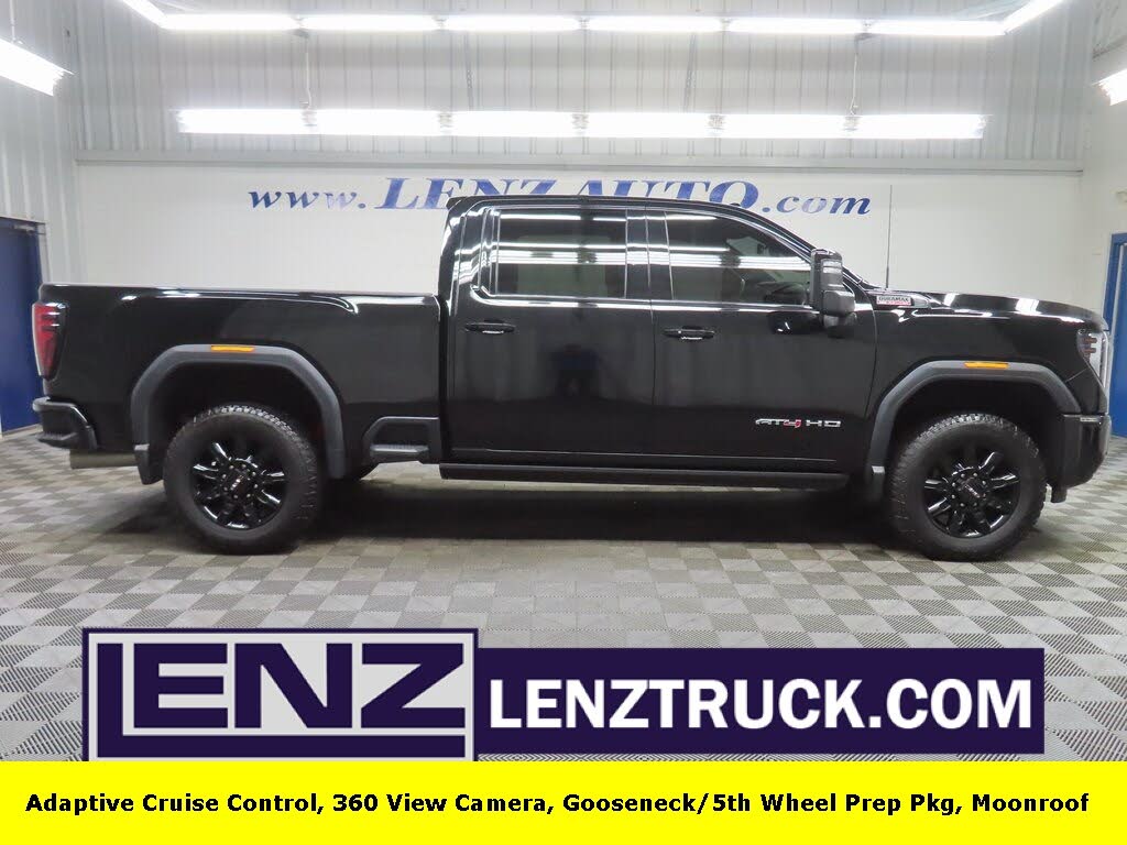 2024 GMC Sierra 2500HD AT4 Crew Cab 4WD
