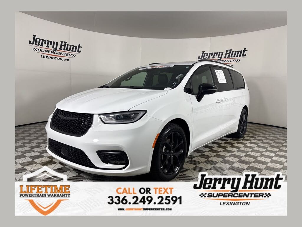 2025 Chrysler Pacifica Limited FWD