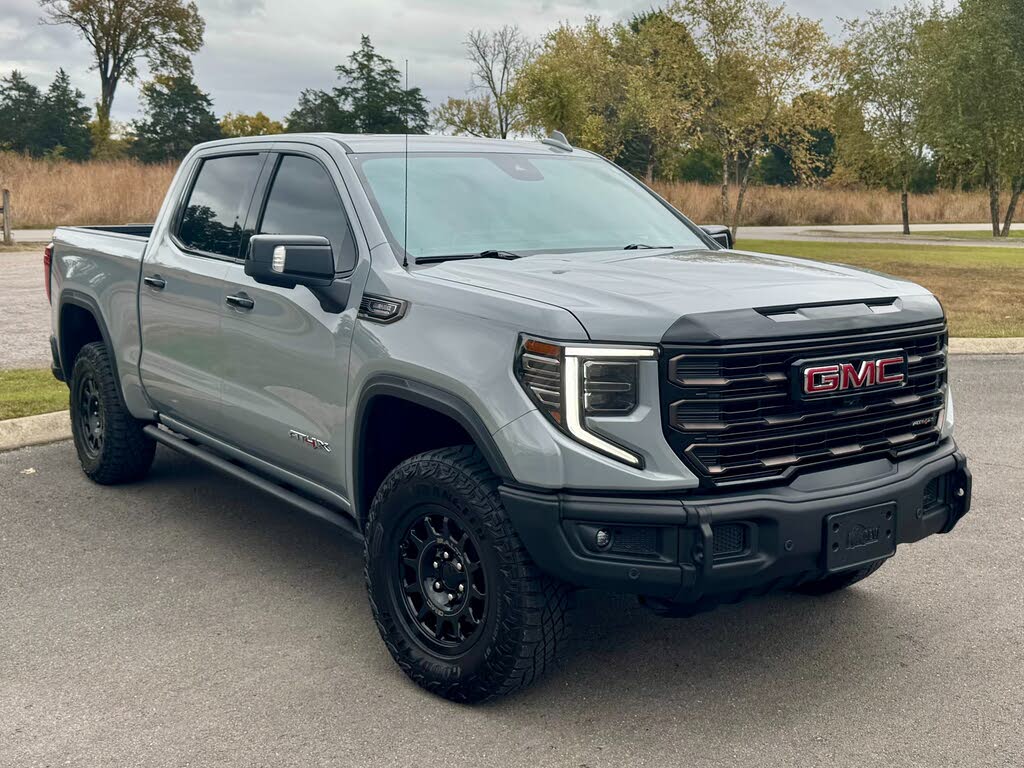 2024 GMC Sierra 1500 AT4X Crew Cab 4WD