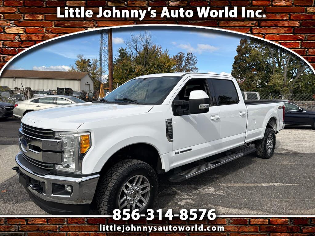 2017 Ford F-250 Super Duty Lariat Crew Cab LB 4WD