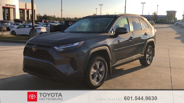 2023 Toyota RAV4 XLE FWD
