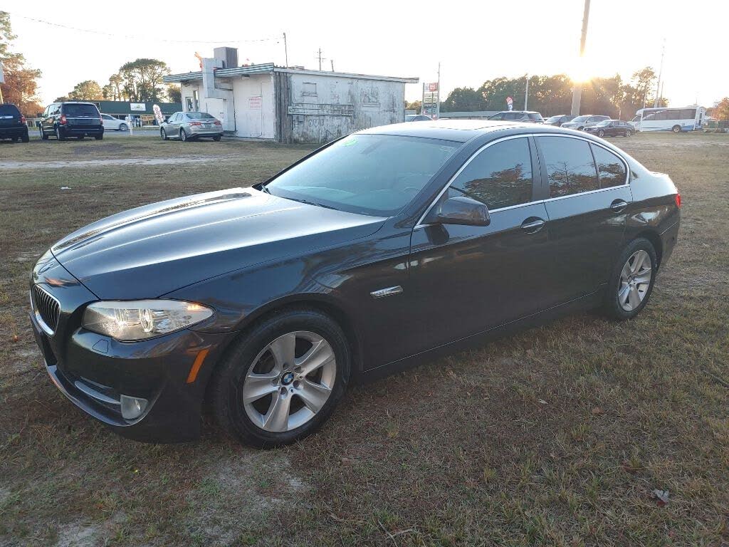 2012 BMW 5 Series 528i Sedan RWD