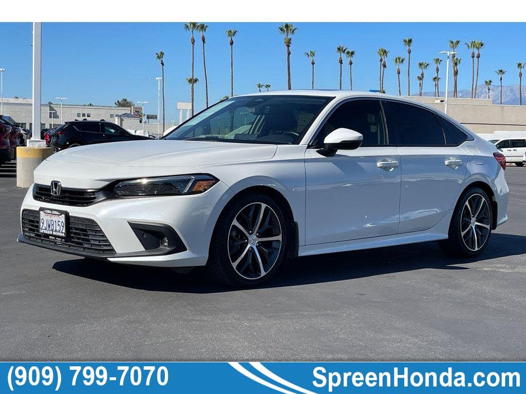 2024 Honda Civic Touring FWD