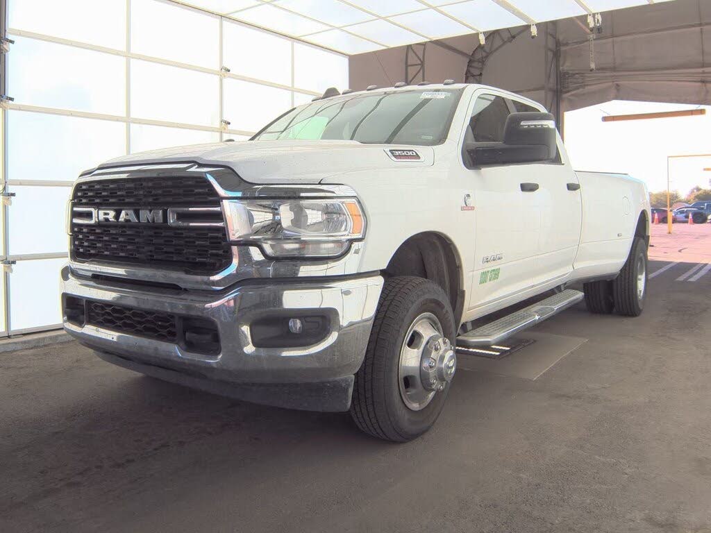2024 RAM 3500 Big Horn Crew Cab LB DRW 4WD