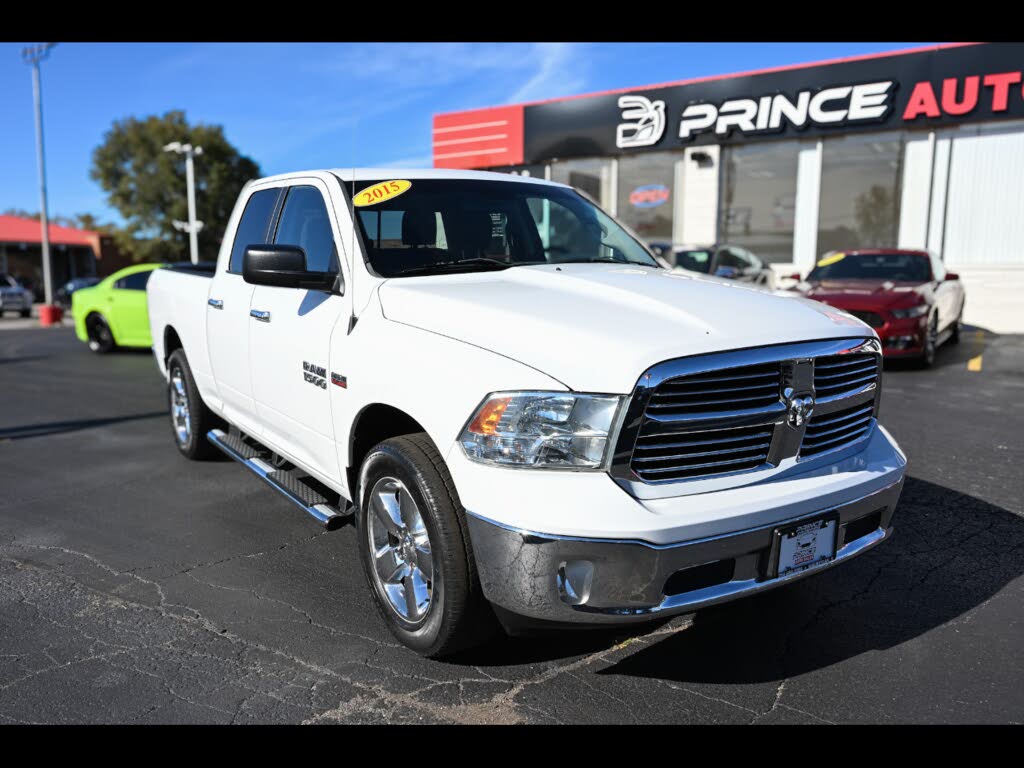 2015 RAM 1500 SLT Quad Cab 4WD
