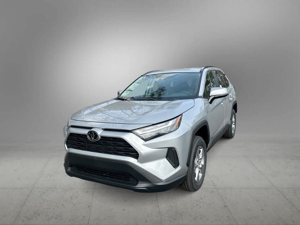 2025 Toyota RAV4 XLE AWD