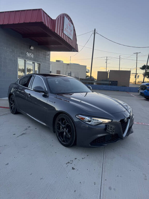 2017 Alfa Romeo Giulia RWD