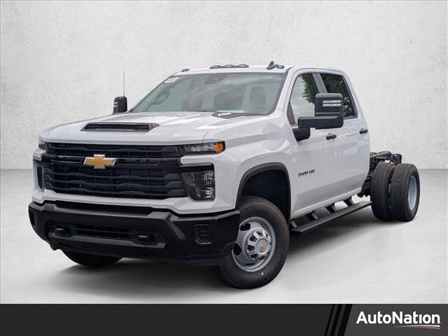 2026 Chevrolet Silverado 3500HD Chassis Work Truck Crew Cab 4WD
