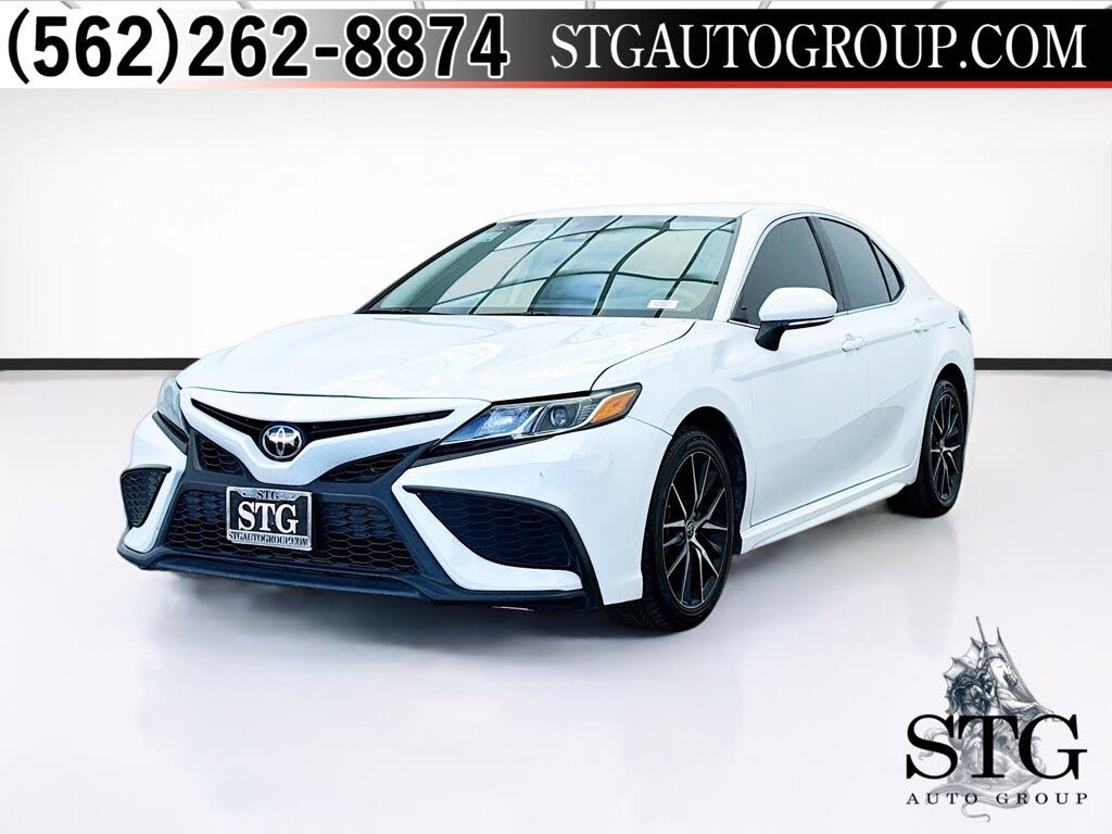 2023 Toyota Camry SE FWD
