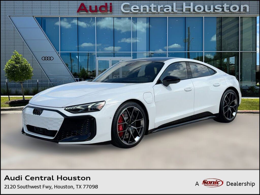 2025 Audi RS e-tron GT quattro Performance