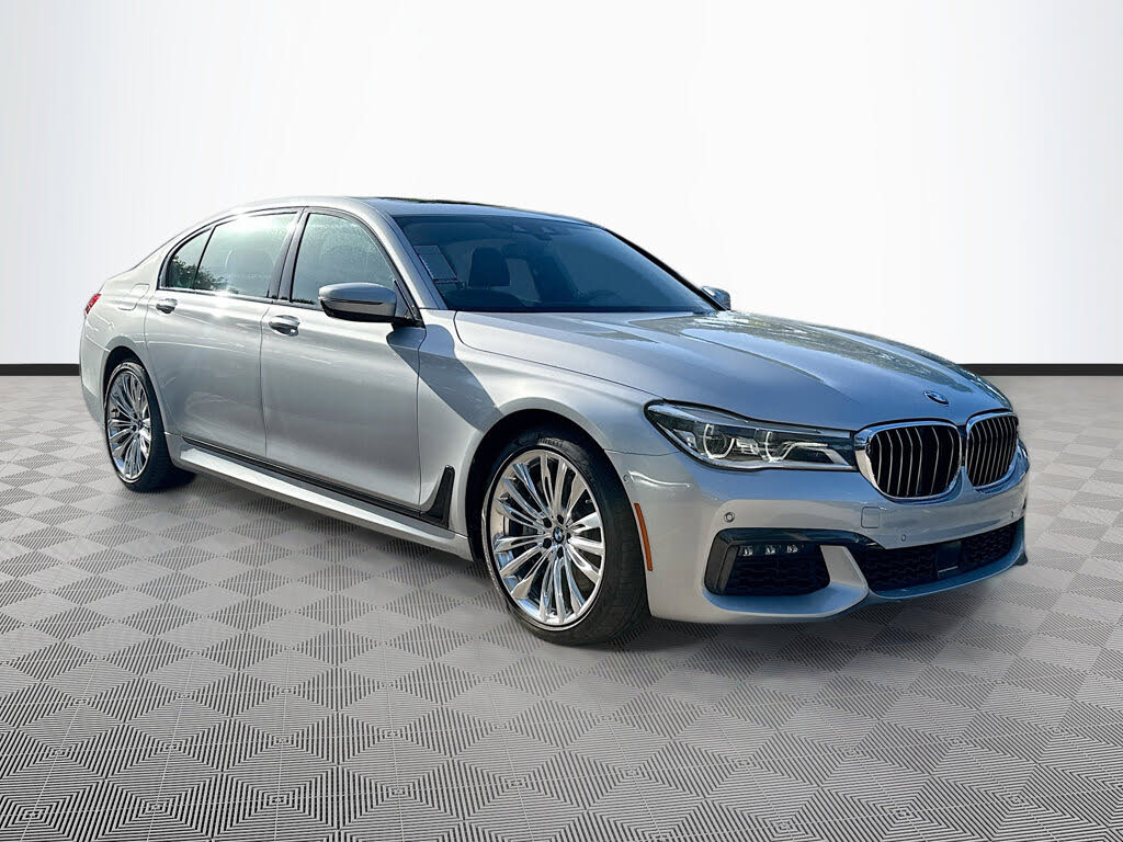 2019 BMW 7 Series 750i RWD