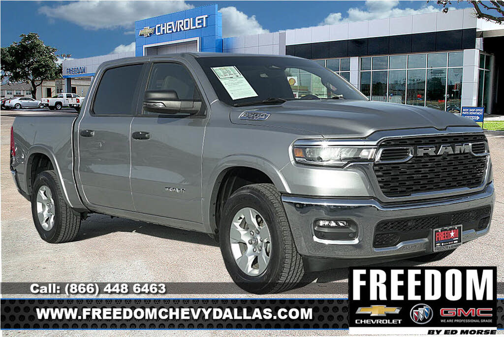 2025 RAM 1500 Big Horn Crew Cab 4WD