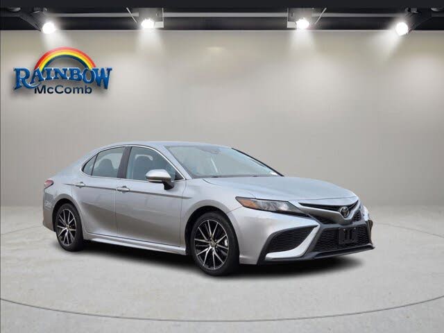 2024 Toyota Camry SE FWD
