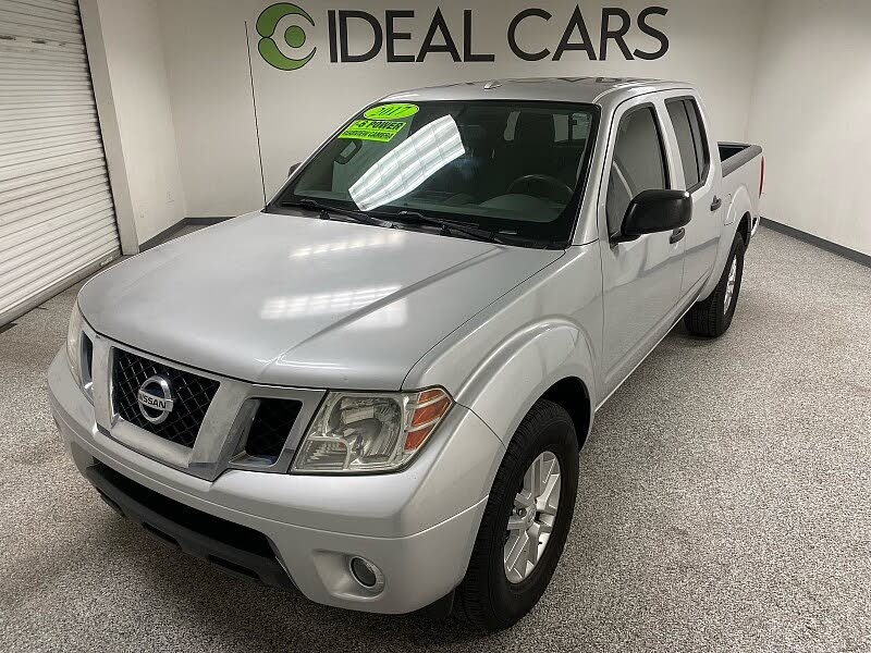 2017 Nissan Frontier SV V6 Crew Cab