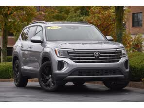 Volkswagen Atlas SE FWD with Technology