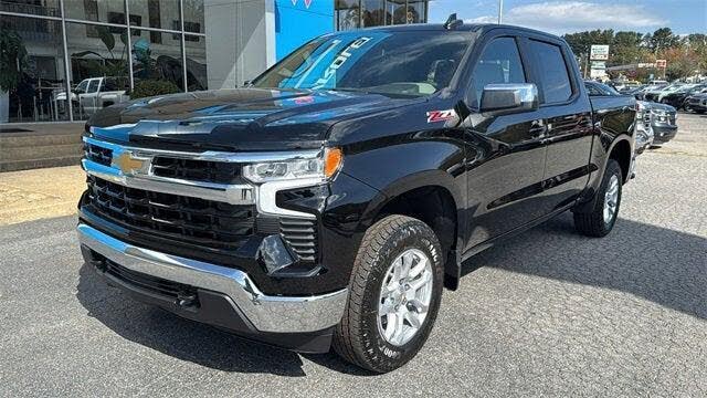 2026 Chevrolet Silverado 1500 LT Crew Cab 4WD