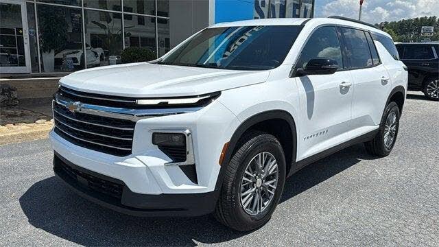 2026 Chevrolet Traverse LT FWD