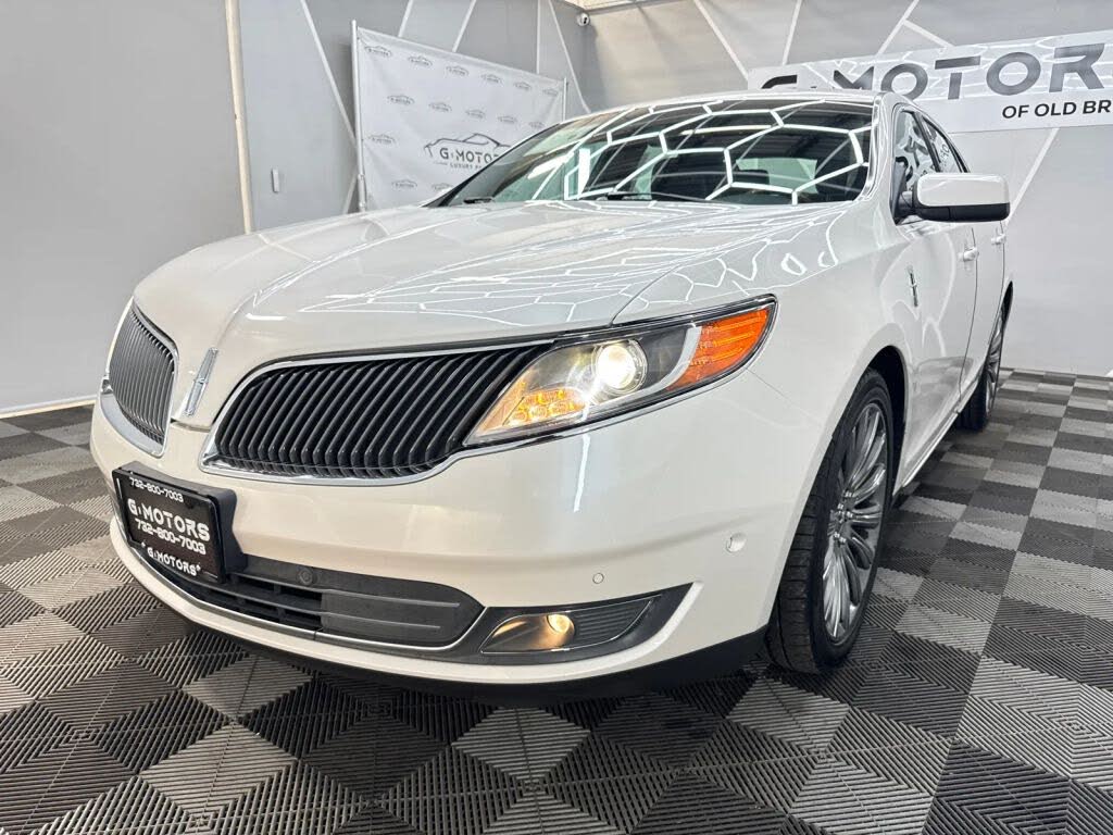 2013 Lincoln MKS Sedan