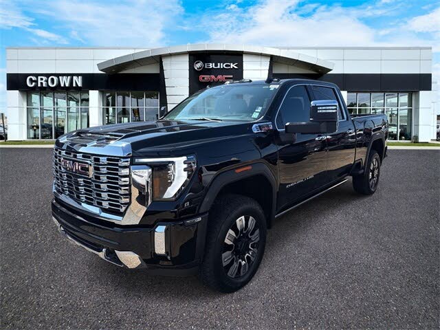2025 GMC Sierra 2500HD Denali Crew Cab 4WD