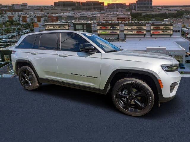 2025 Jeep Grand Cherokee Altitude X RWD