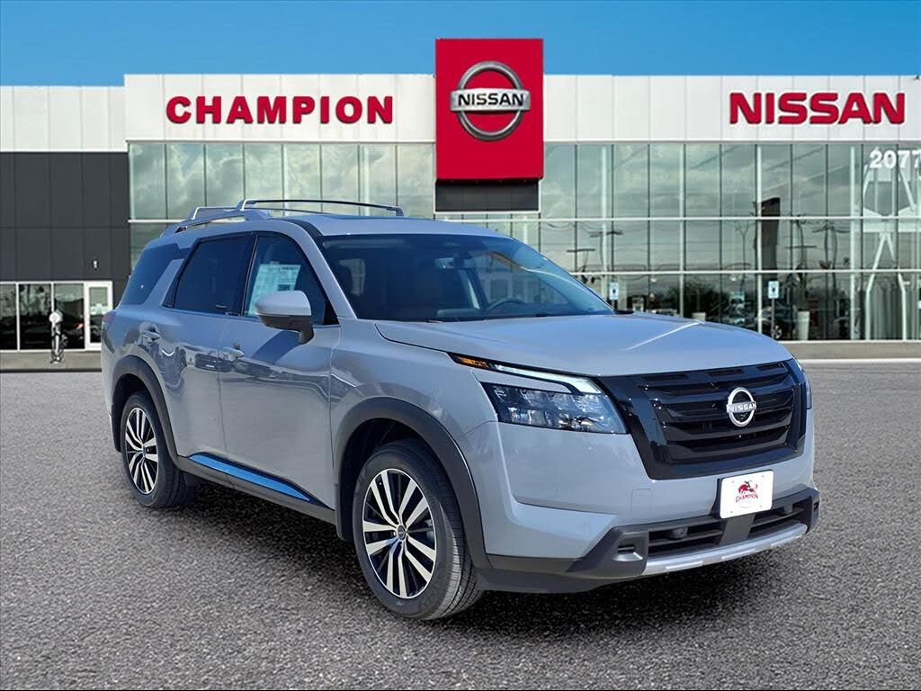 2025 Nissan Pathfinder Platinum FWD