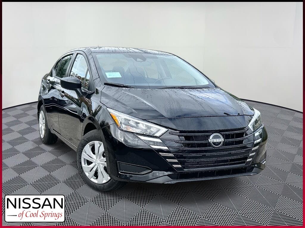 2025 Nissan Versa S FWD