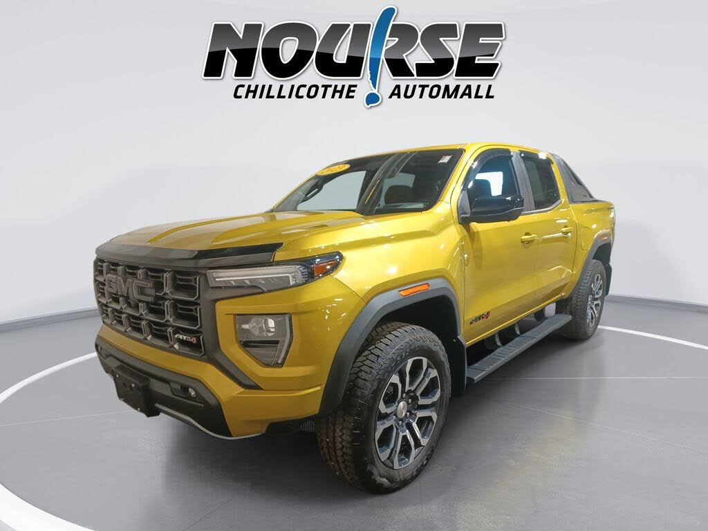 2023 GMC Canyon AT4 Crew Cab 4WD